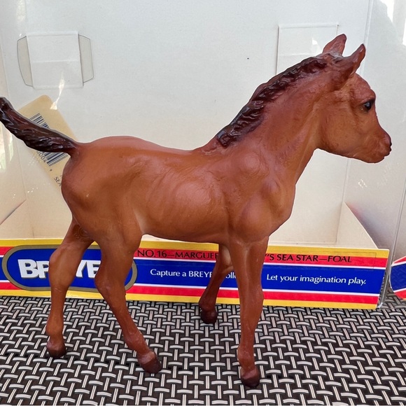 Vintage Breyer 16 Sea Star Marguerite Henry Character Model Horse Foal - Picture 2 of 7